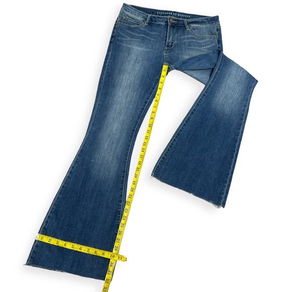 Articles Of Society Faith vintage flare Jeans Mid Rise Raw Hem Size 29 - Picture 3 of 8